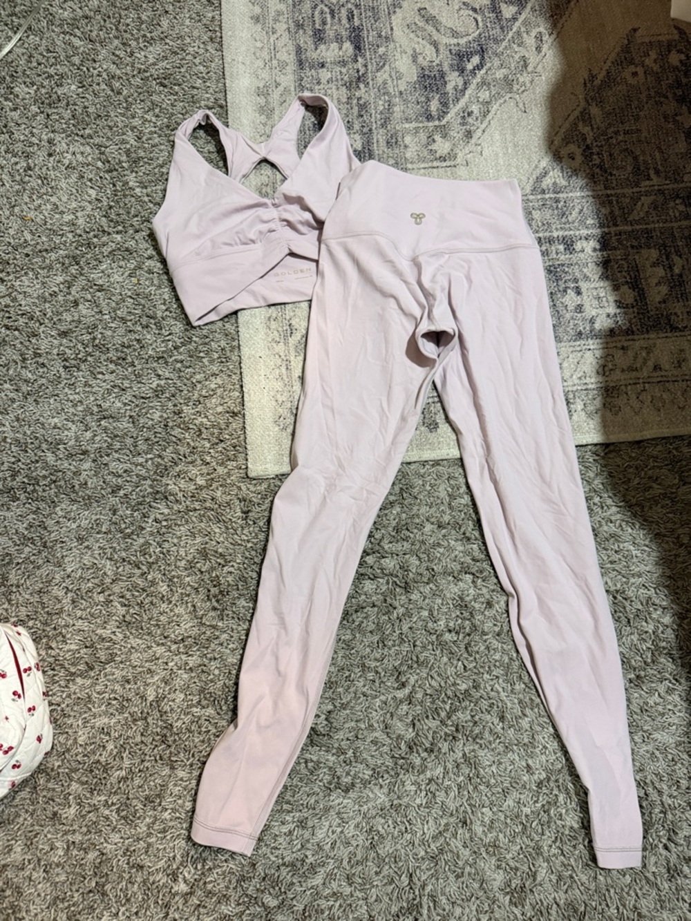 Aritzia Pale Lilac Leggings and Sports Bra Set